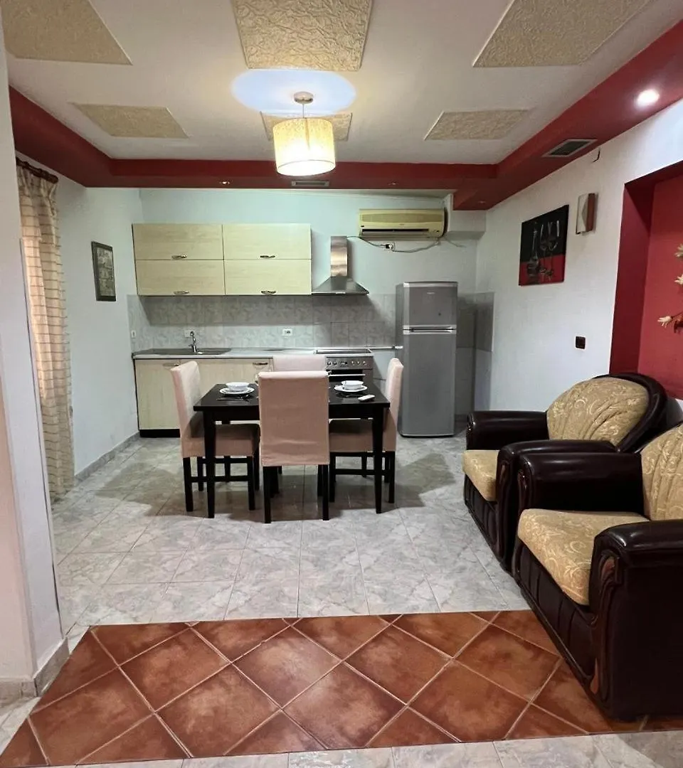 טיראנה Ajla S Apartamens 0*,  אלבניה