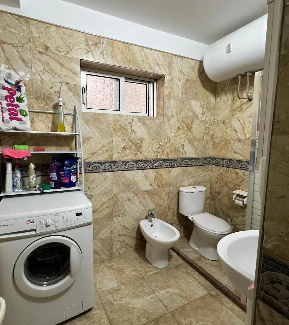 דירה טיראנה Ajla S Apartamens אלבניה