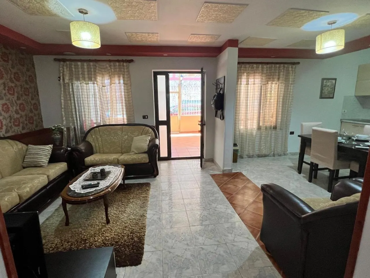 דירה טיראנה Ajla S Apartamens